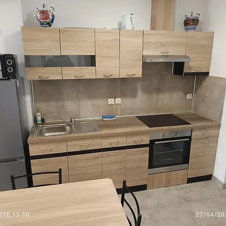 Апартаменты T2 Centre Lourdes, Proche Sanctuaire Avec Balcon